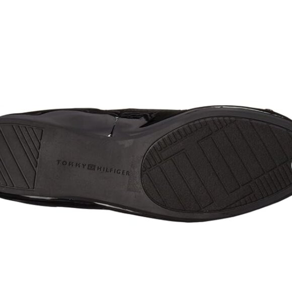 Brand New Women's Tommy Hilfiger Carmon Black Patent Leather Logo Ballet Flats - Picture 7 of 11